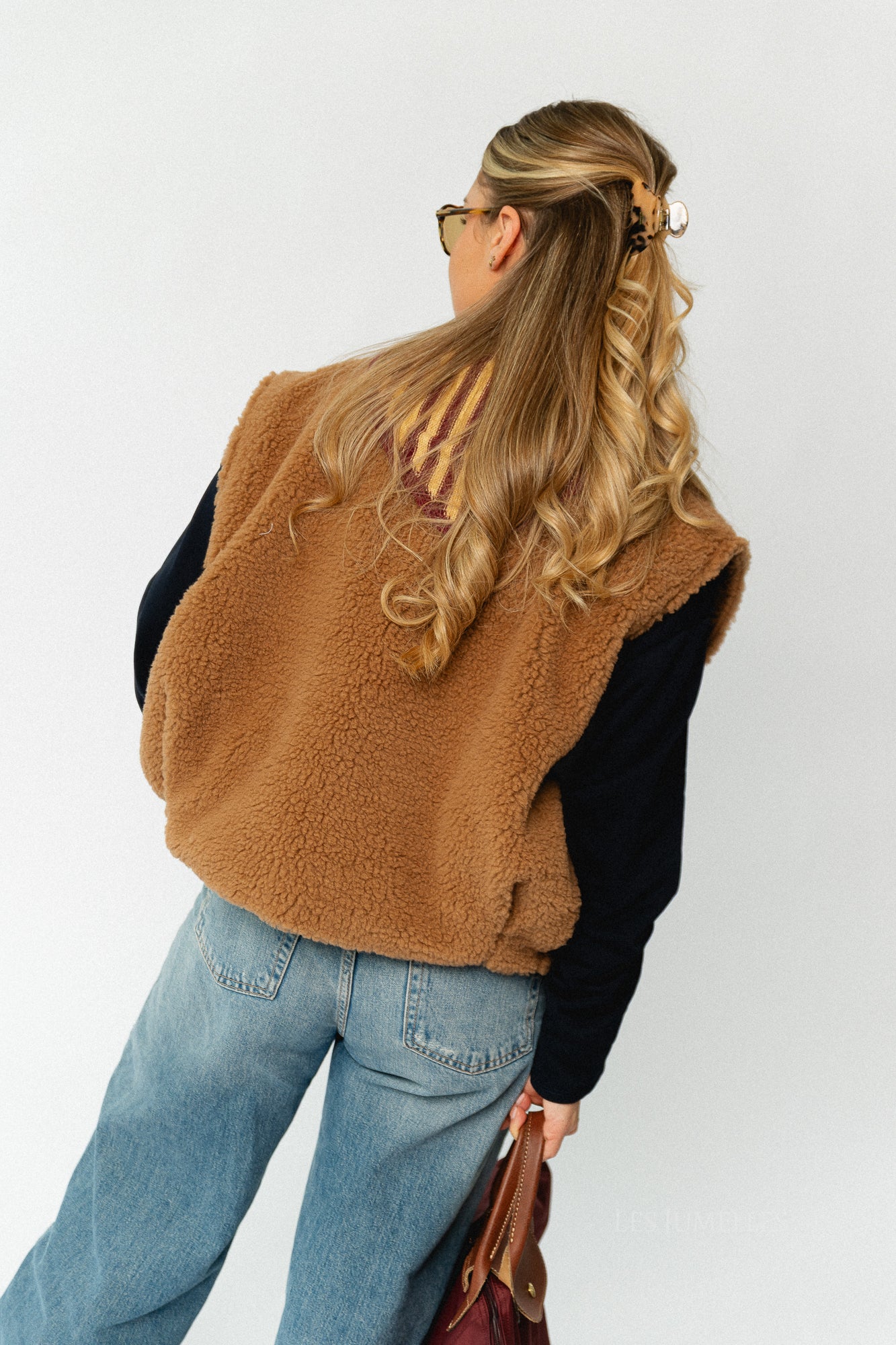 Axelle sleeveless jacket camel