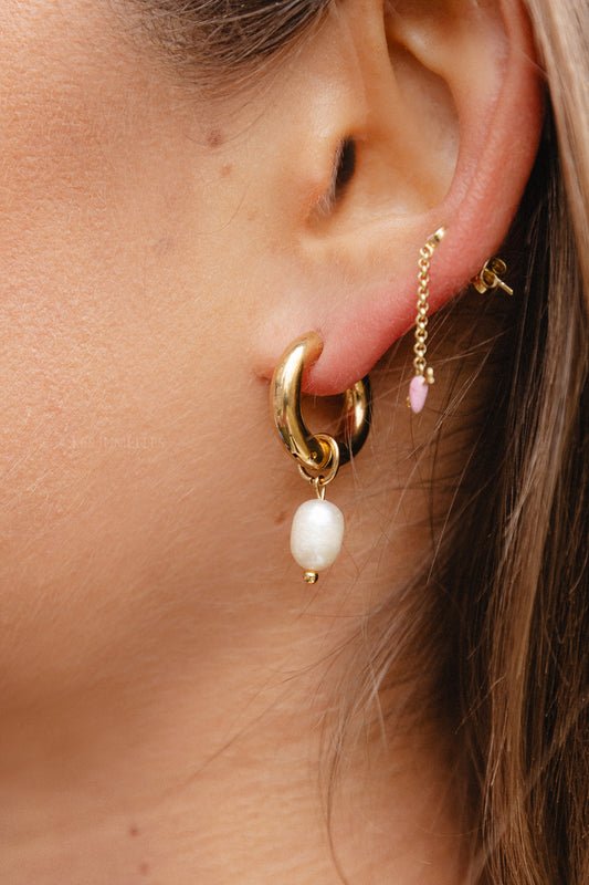 Les Jumelles Earrings simple pearl gold