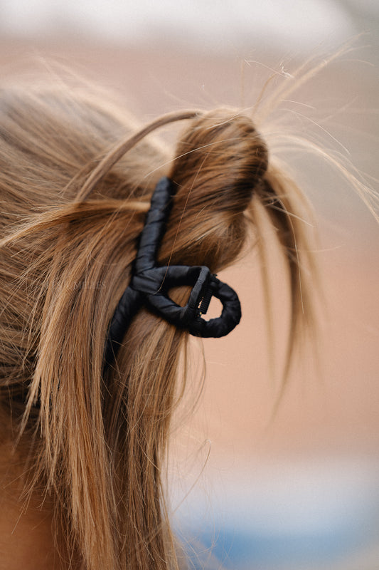 Les Jumelles Lustre Celabrina griffe de cheveux noir