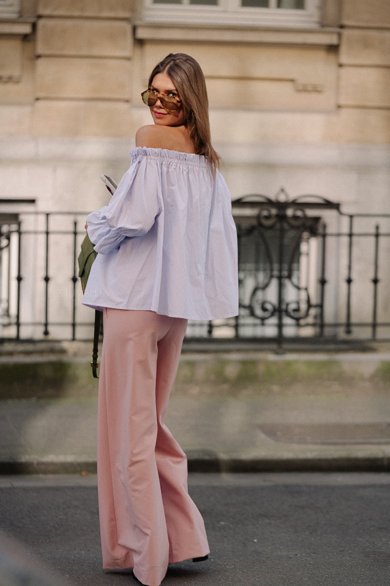 Isabeau off shoulder blouse pink/blue