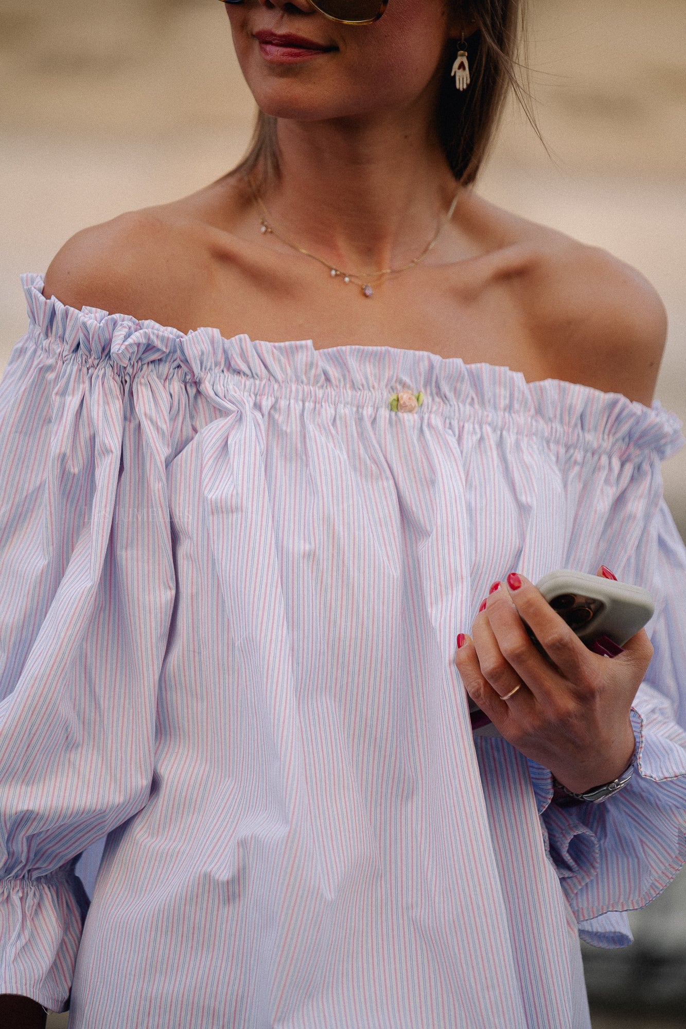 Isabeau off shoulder blouse pink/blue