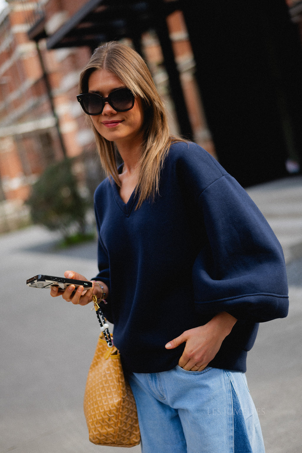 Anke V-neck sweater navy