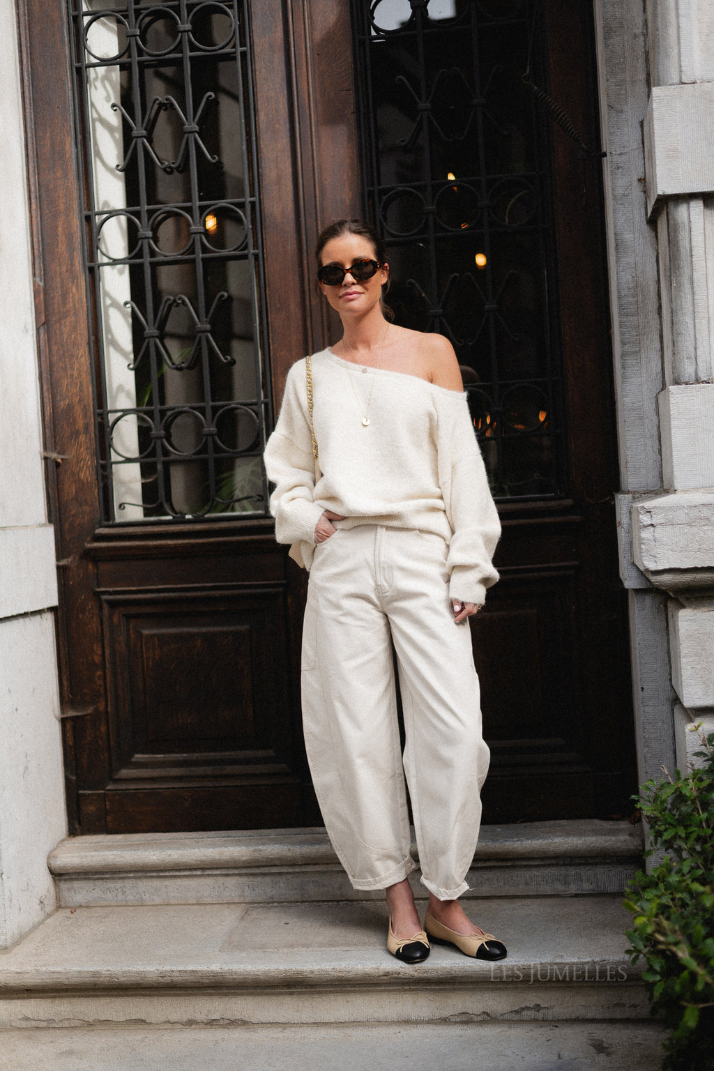 Olive off shoulder jumper ecru