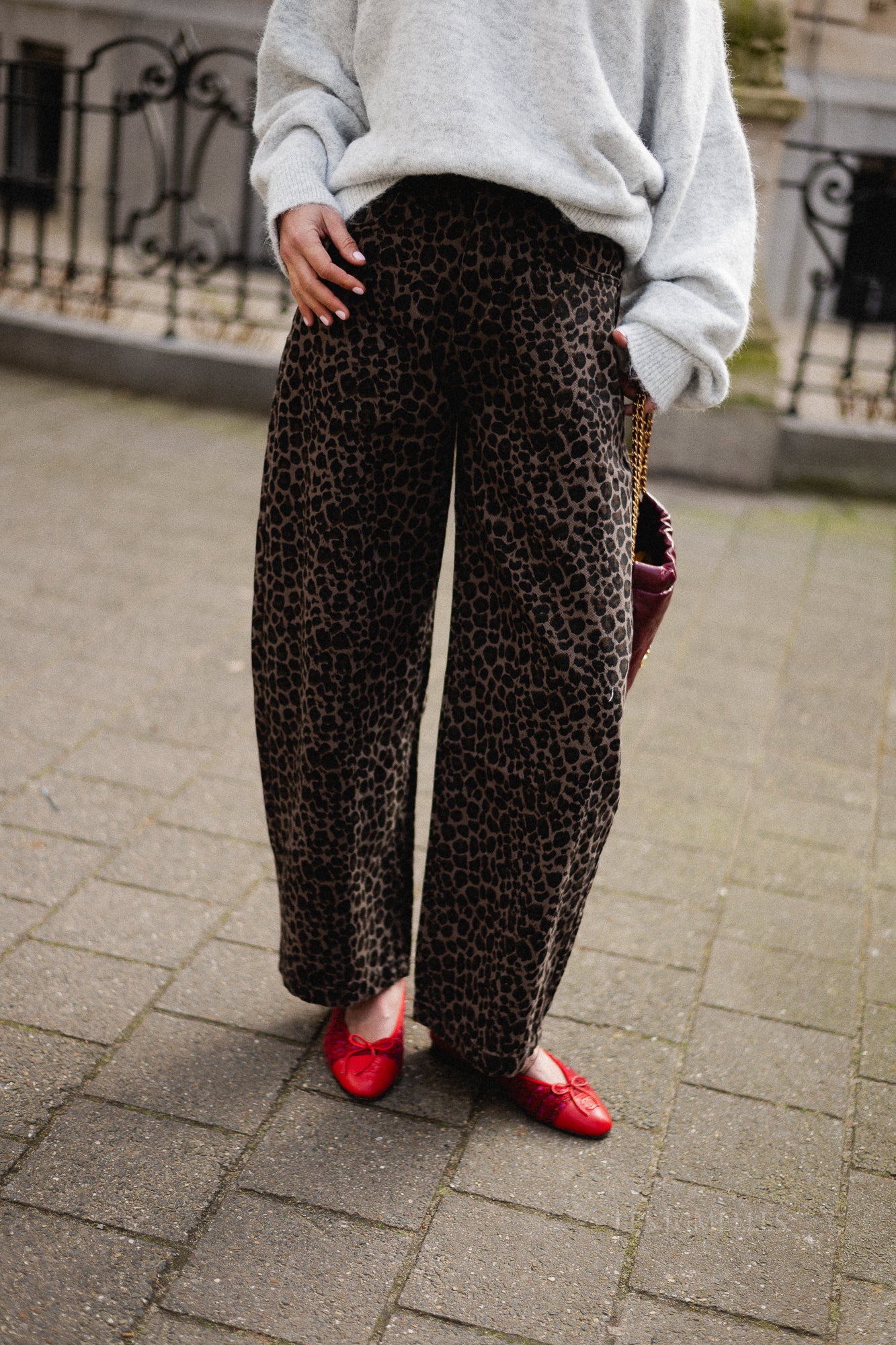 Mila leopard wide leg jeans