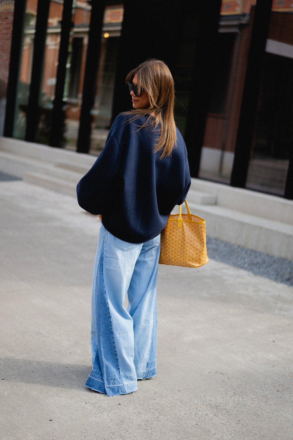 Anke V-neck sweater navy