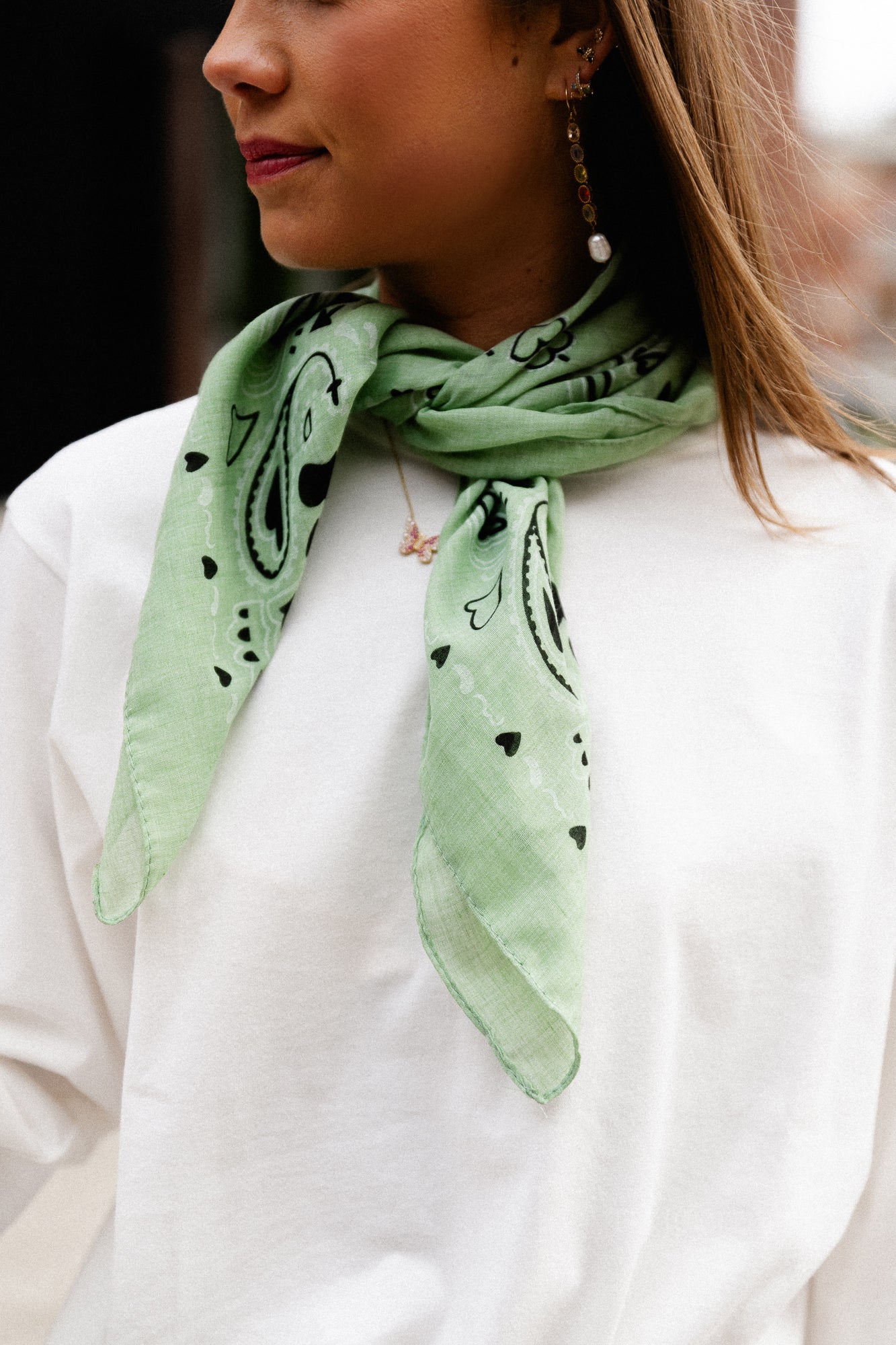 Bandana print scarf light green