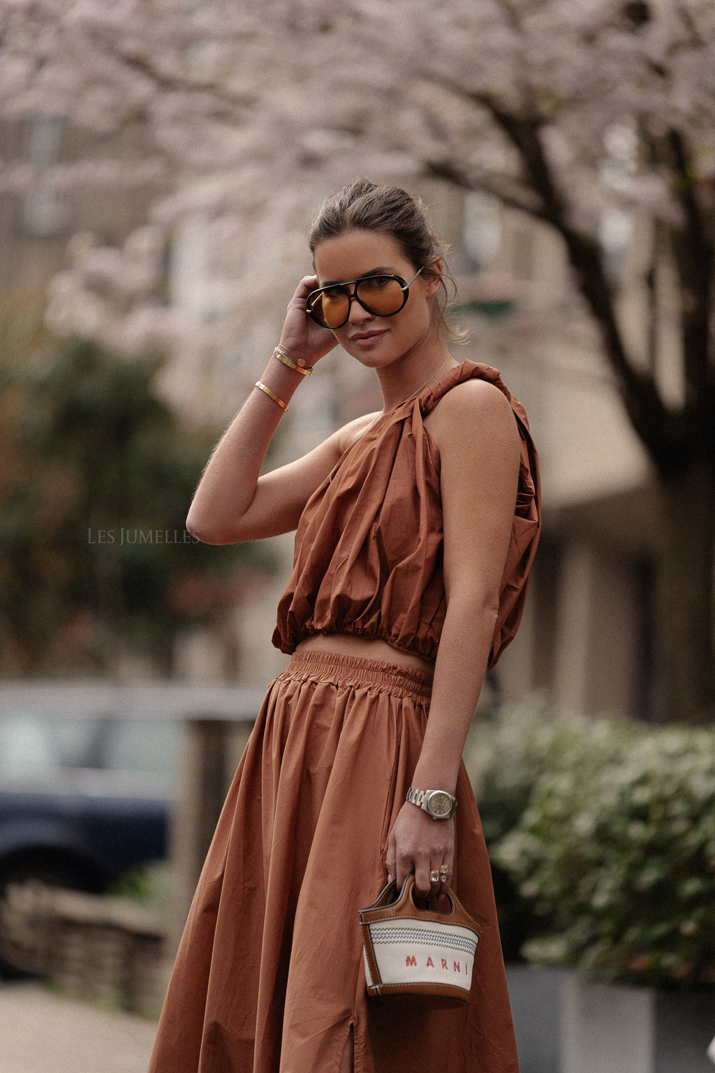 Fran one shoulder top brown