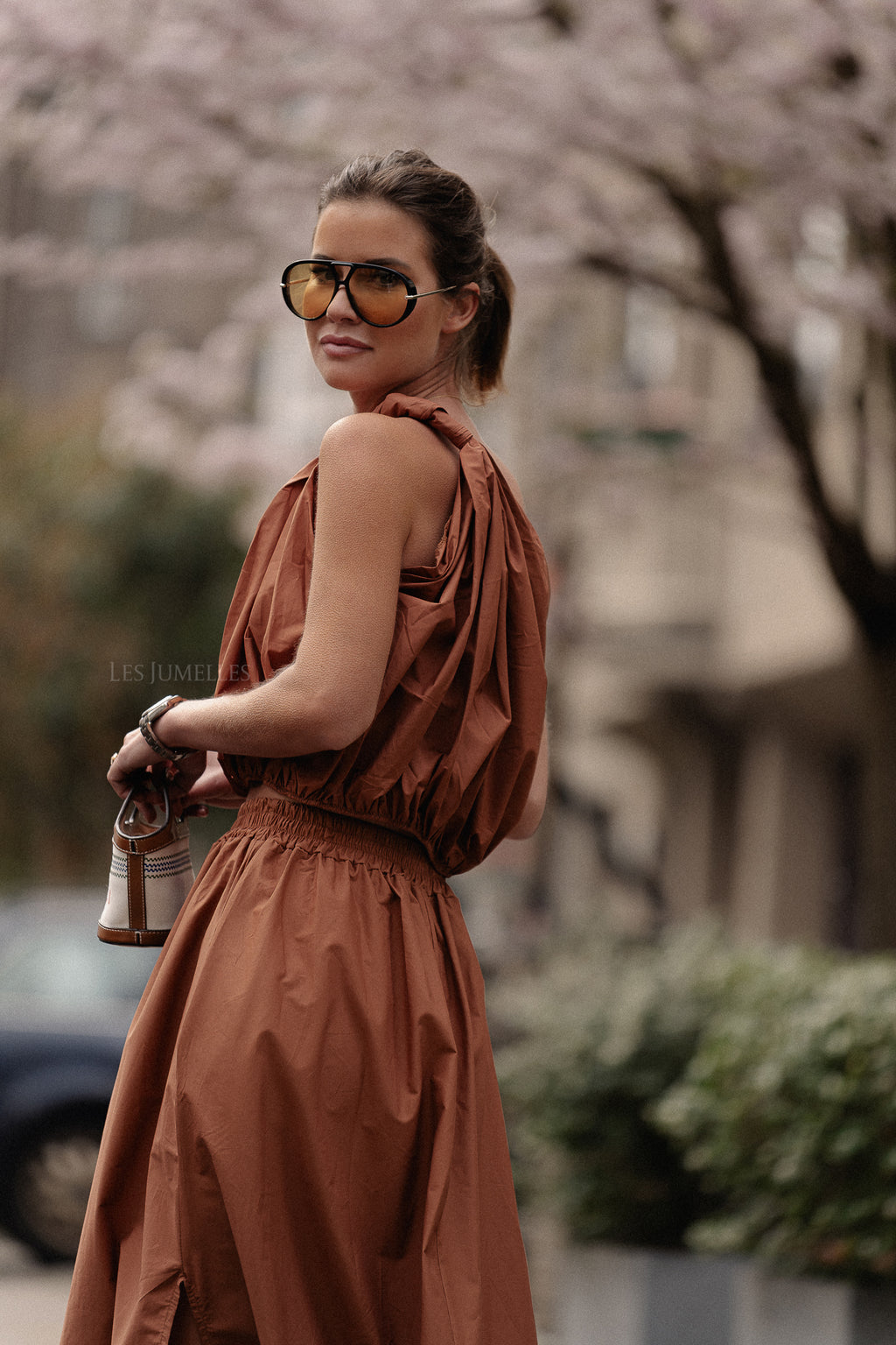 Fran one shoulder top brown