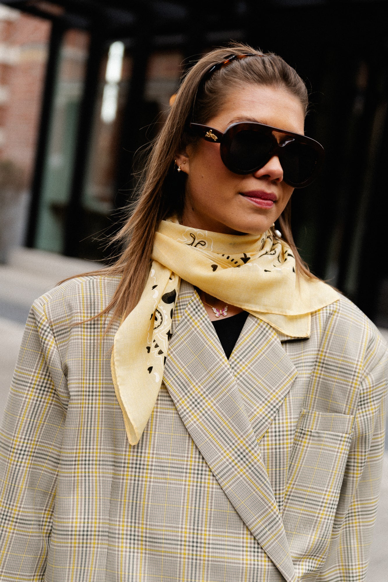 Bandana print scarf light yellow