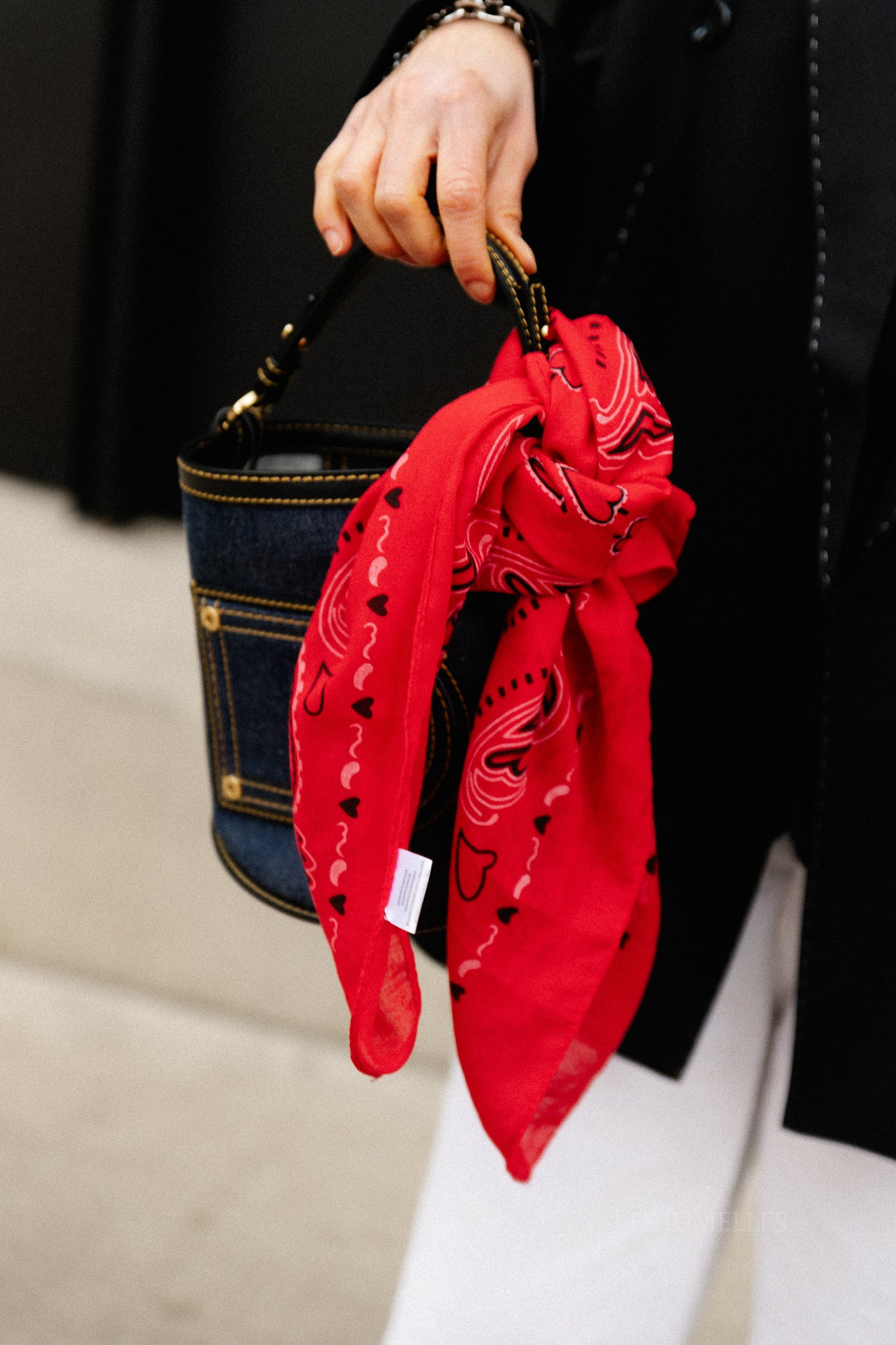 Bandana print scarf deep red