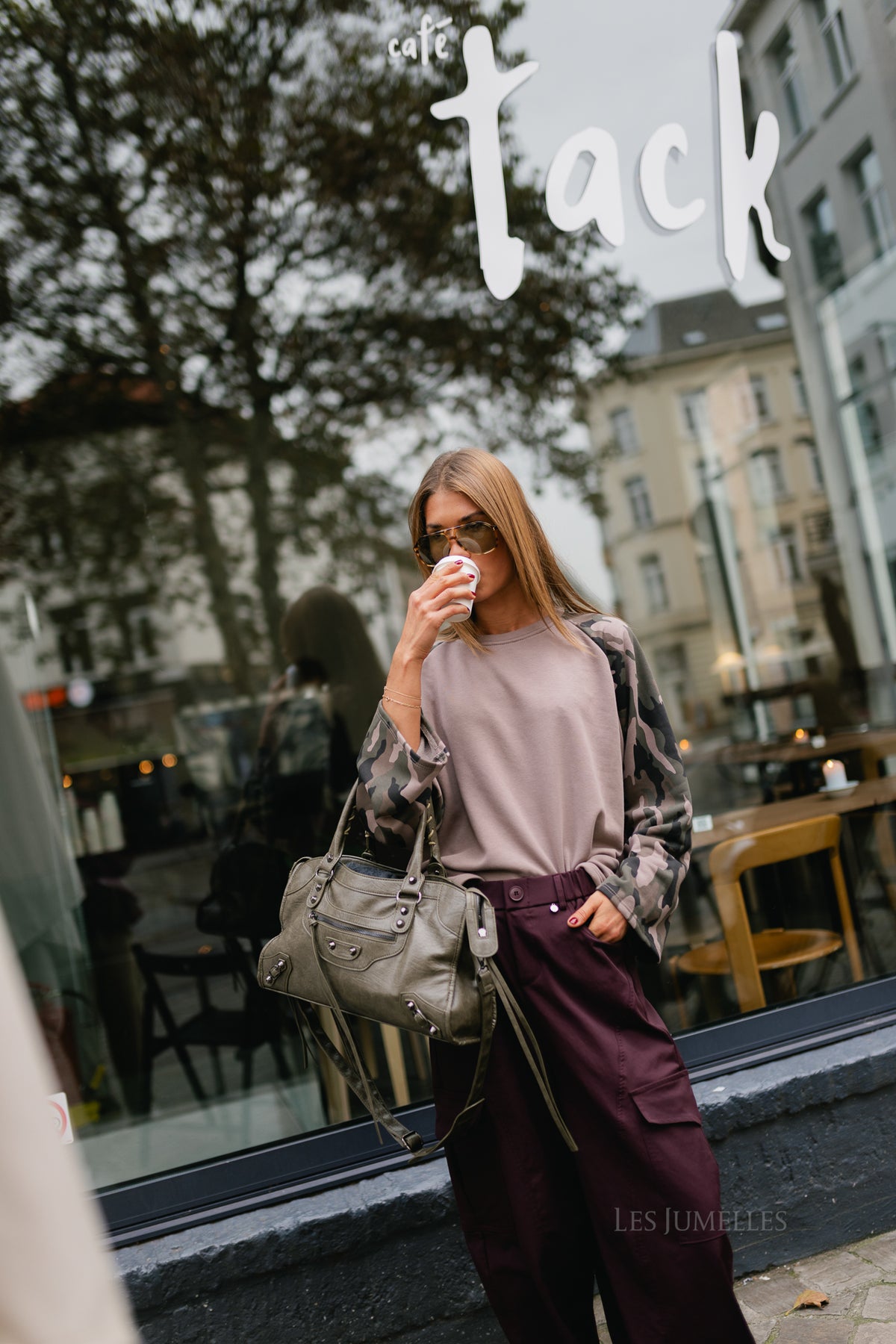 Hailey sweatshirt taupe gray/military