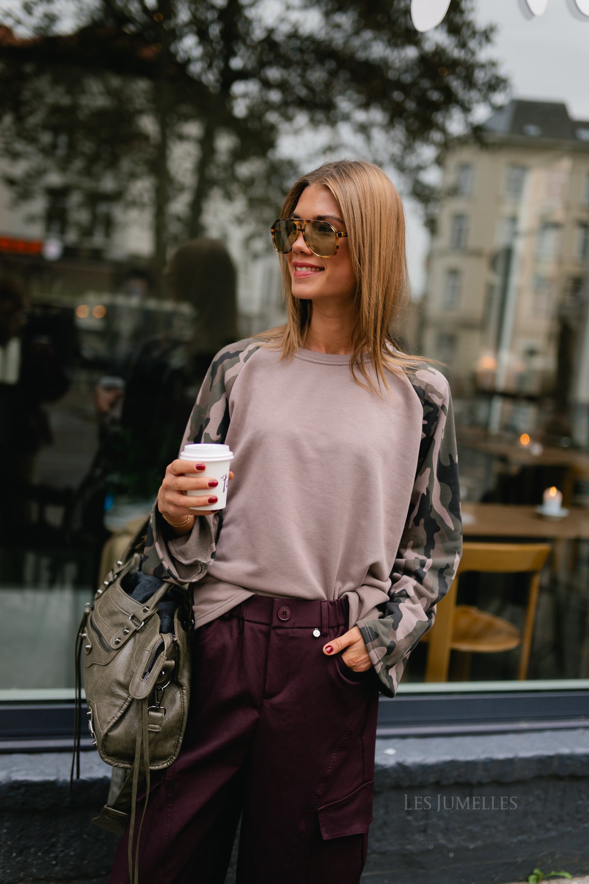 Hailey sweatshirt taupe gray/military
