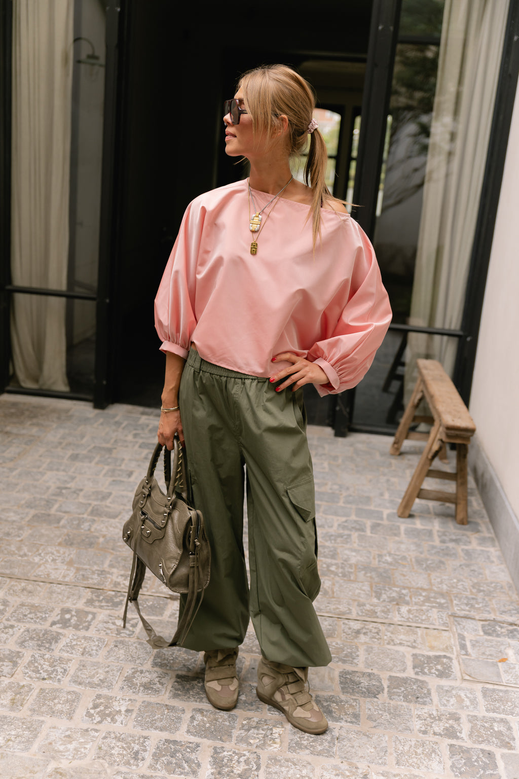 Sutton blouse light pink