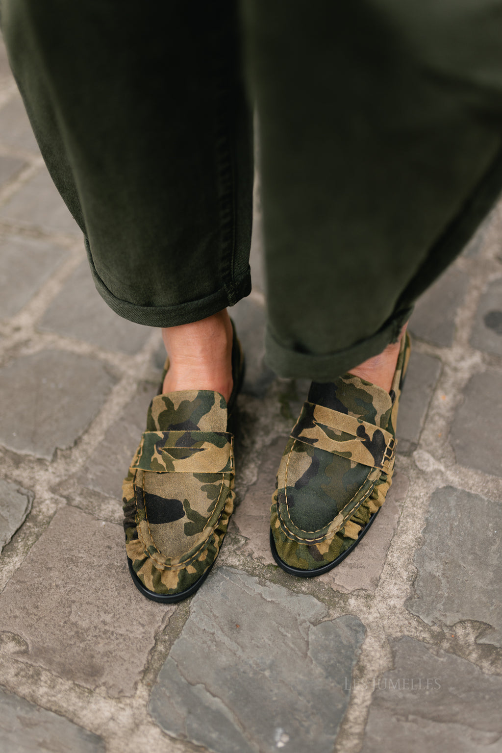 PAElmira camo loafers camo suede