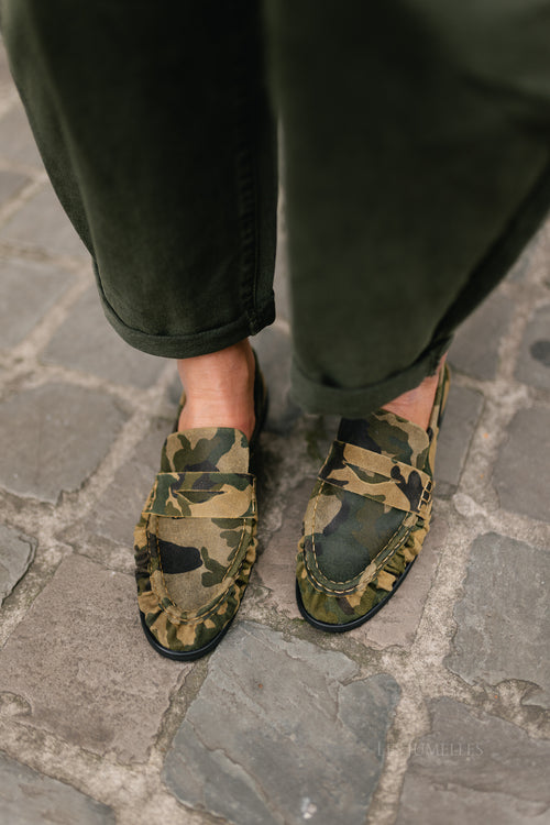 PAElmira camo loafers camo suede