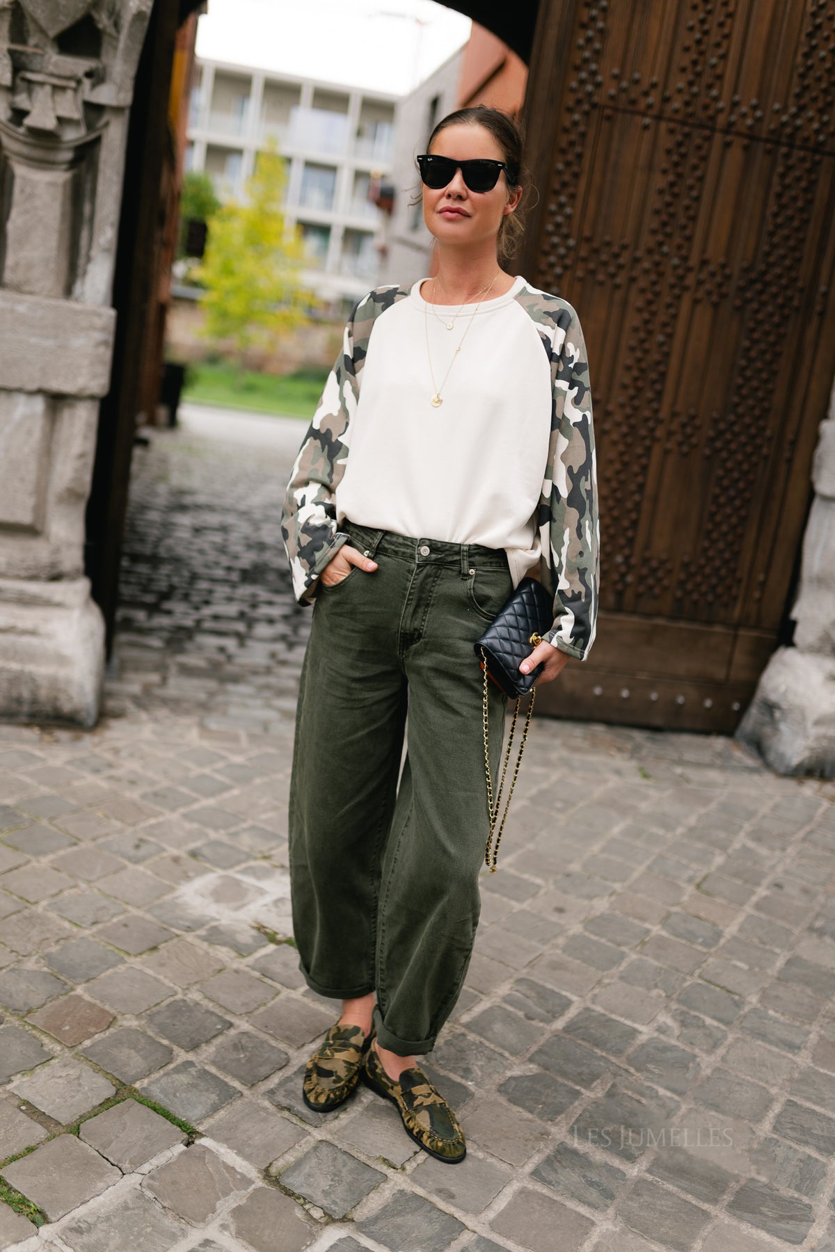 Hailey sweatshirt antique white/military