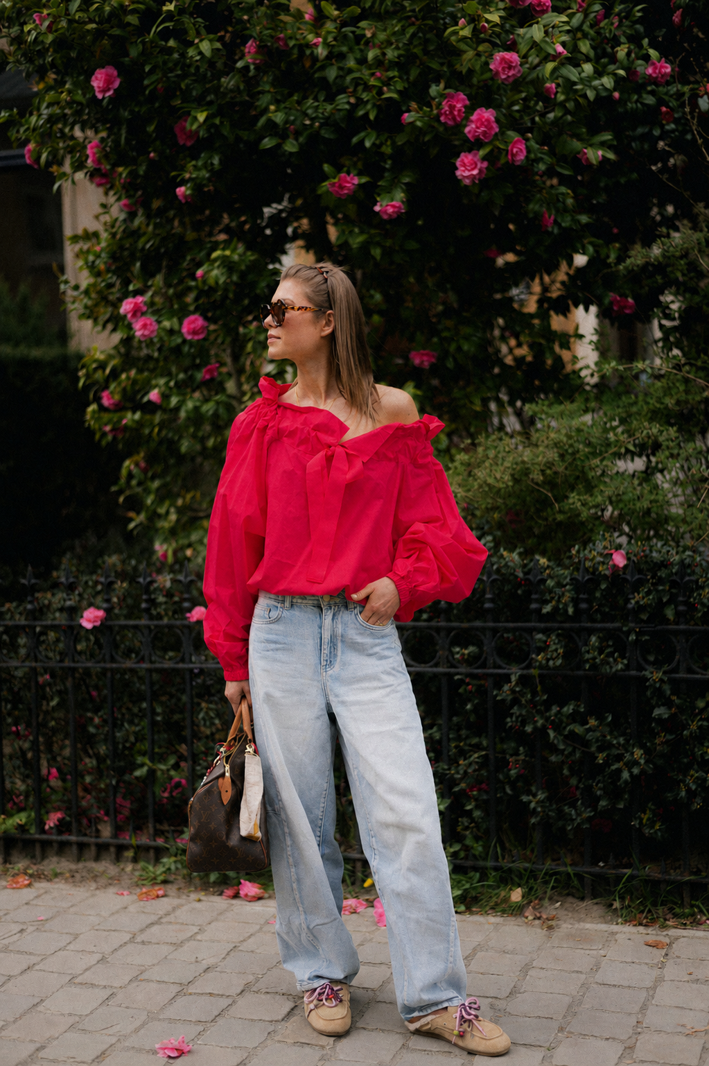 Isaline off-shoulder blouse red