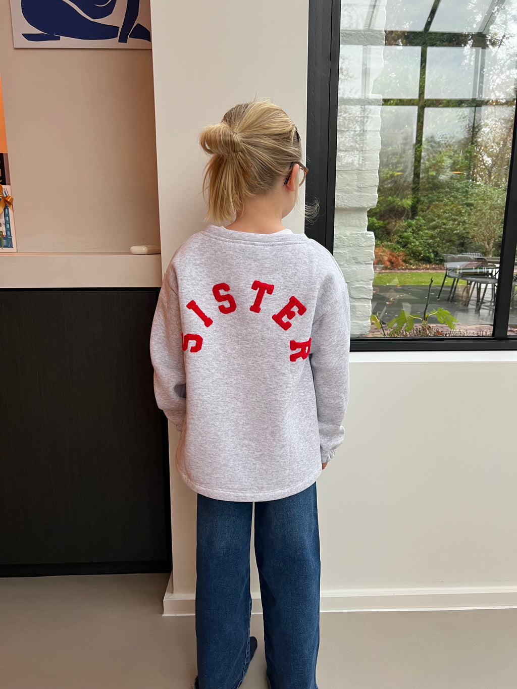 'Sister' sweater grey/red