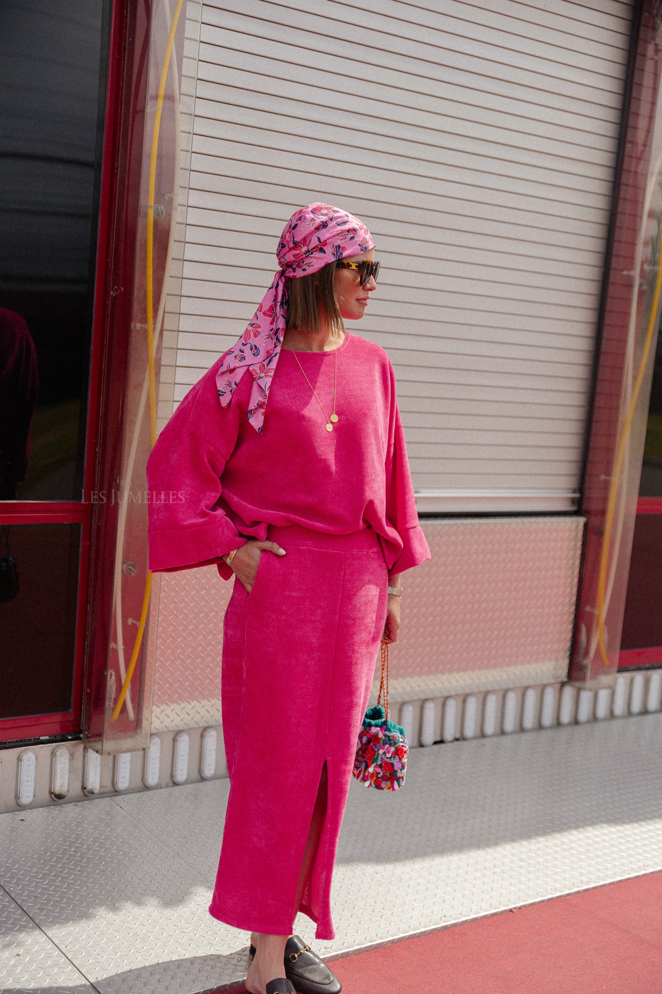 Annisa Samt-Top in Fuchsia