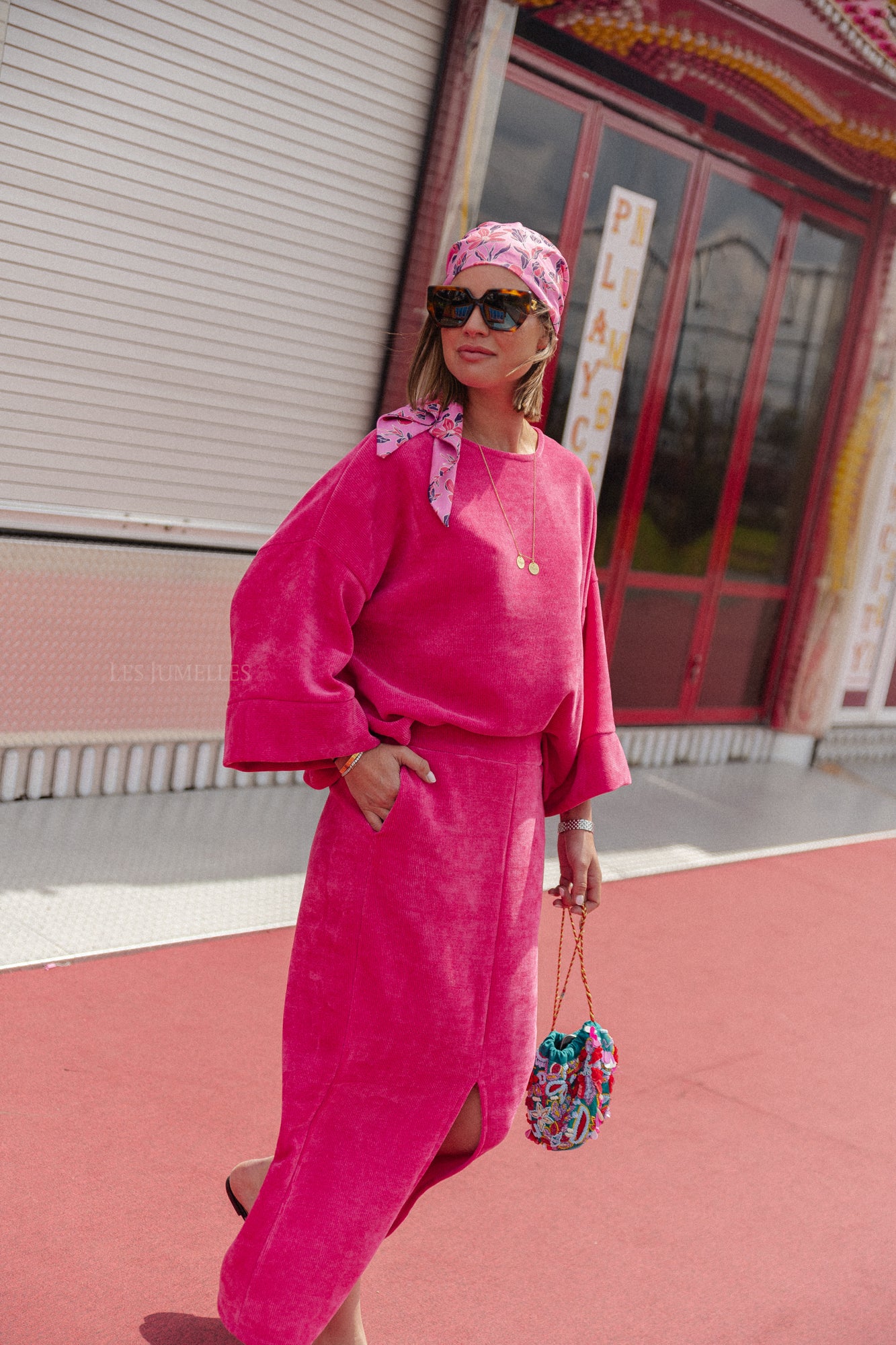 Jupe en velours Annisa fuchsia