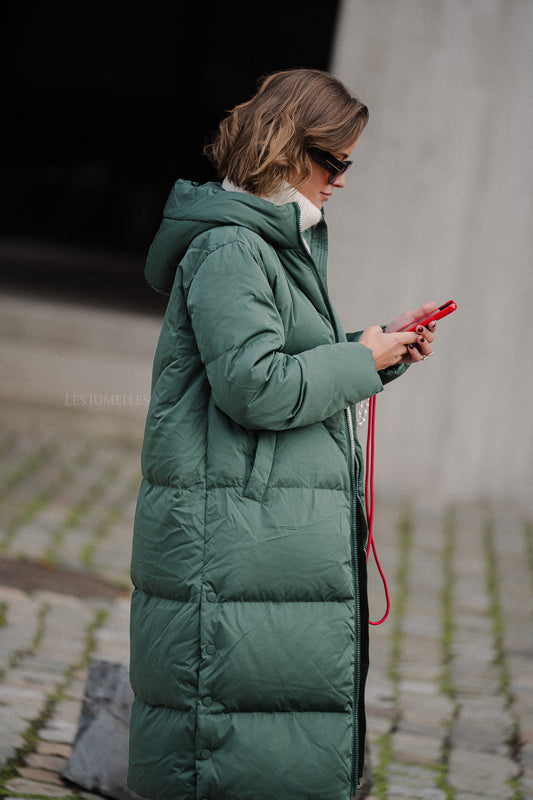 Les Jumelles YASIrima LS long down coat sycamore