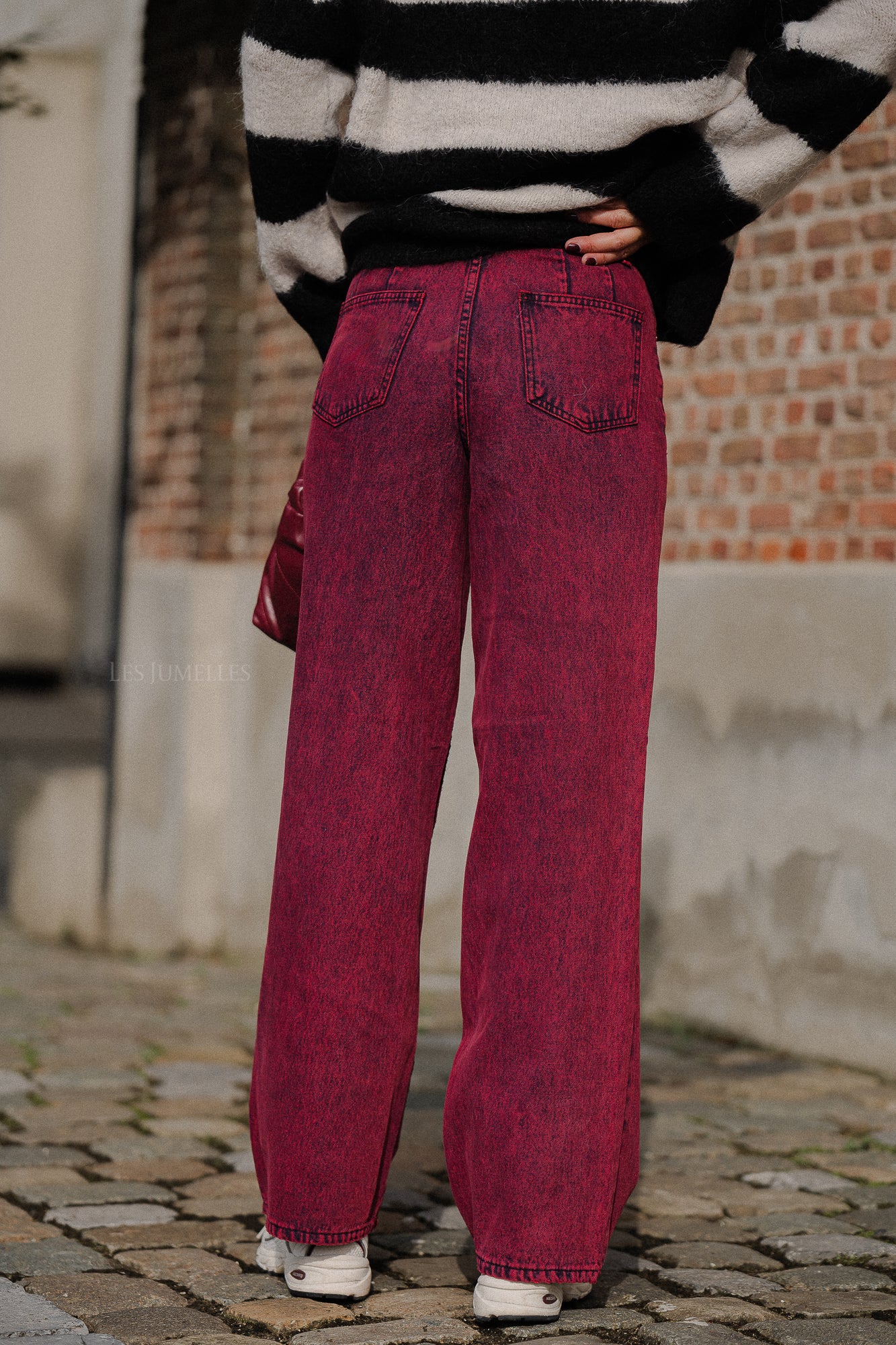 YASMoon HMW jeans maroon banner