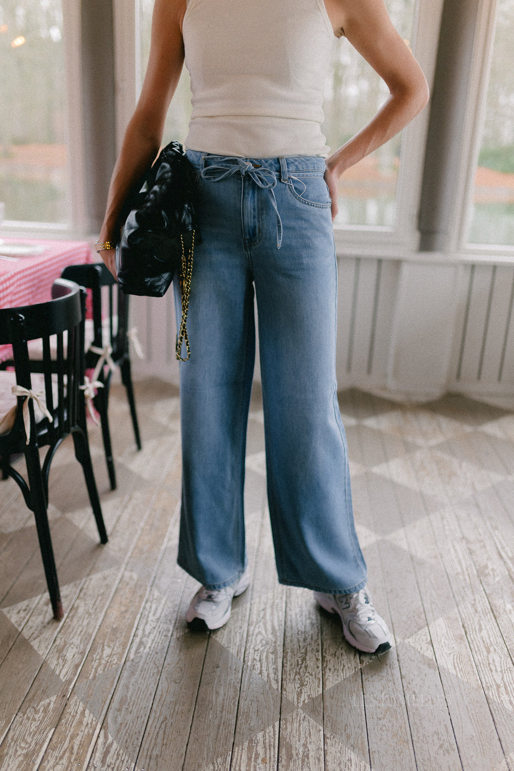 OBJRosie Mittelwasch-Jeans mit weitem Bein in Light Blue Denim