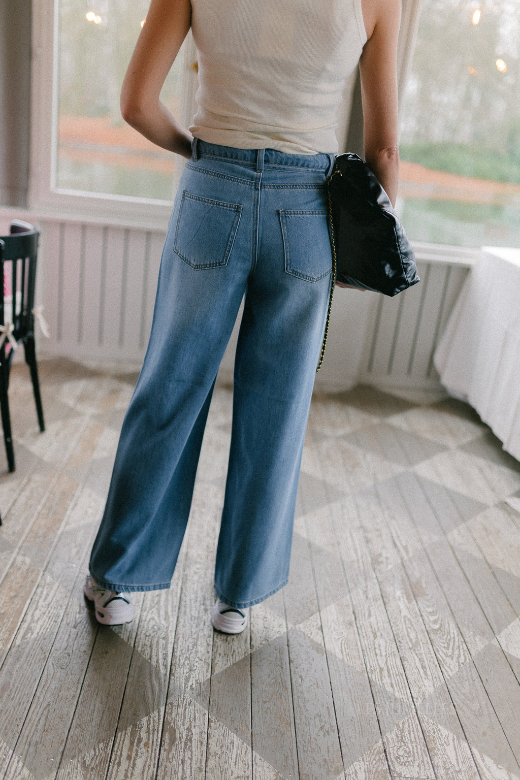OBJRosie Mittelwasch-Jeans mit weitem Bein in Light Blue Denim