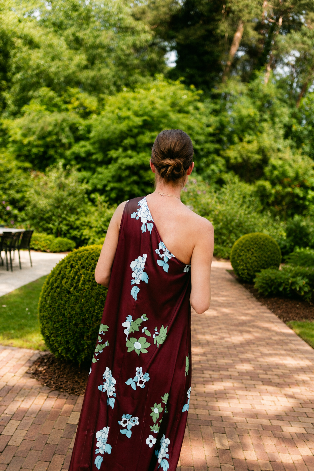 Nia one shoulder printed dress burgundy/hydrangea blue