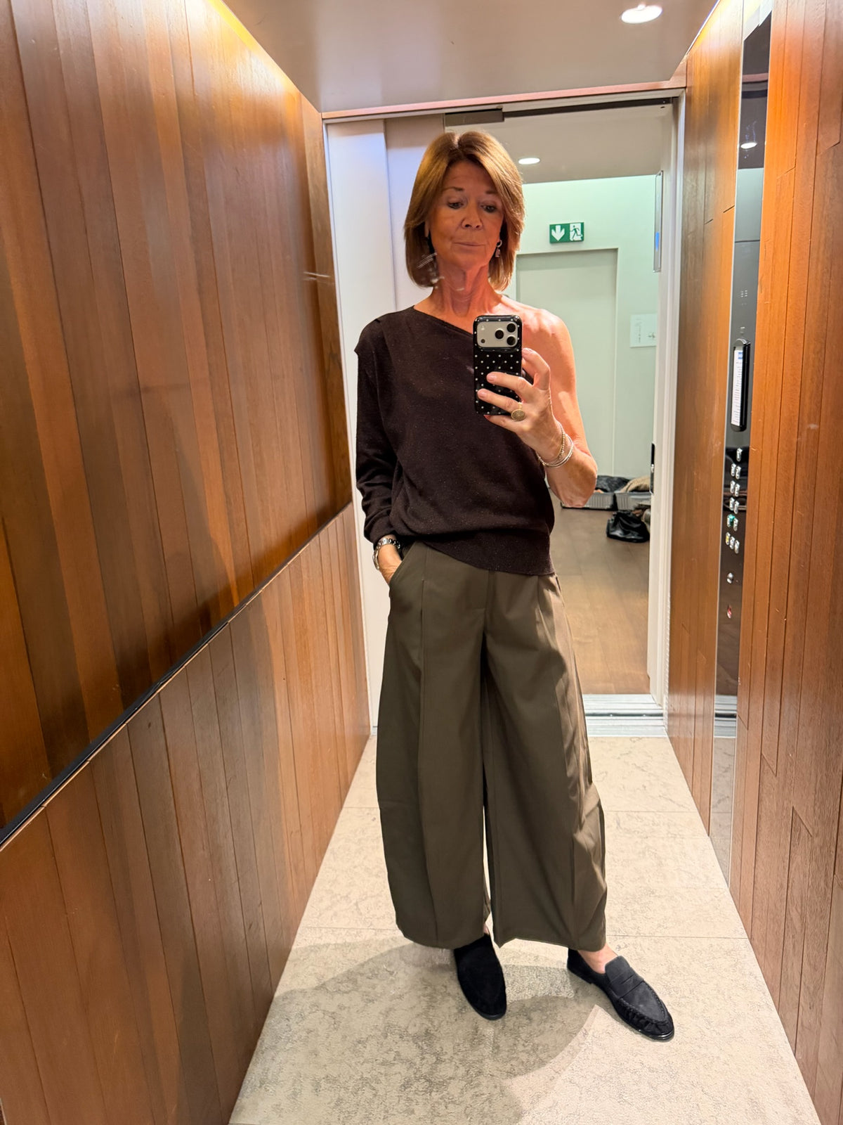 Lisette one shoulder shirt hot chocolate