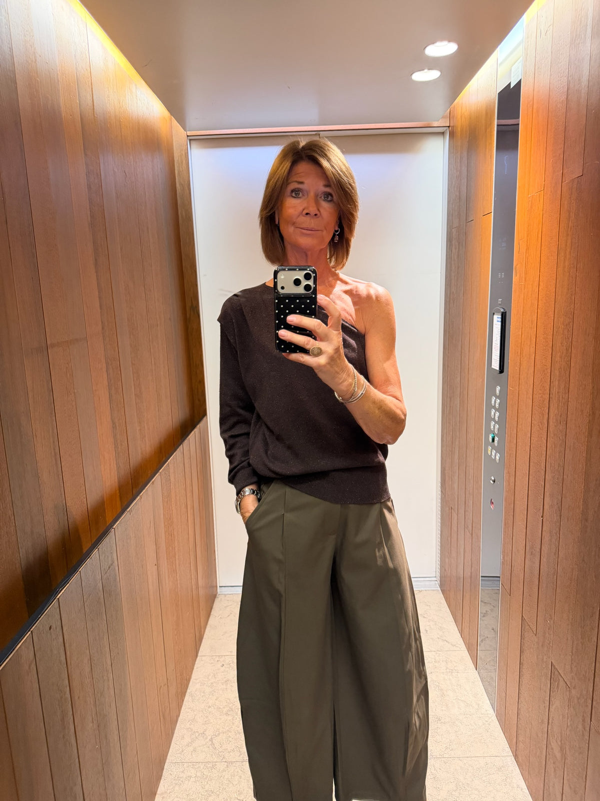 Lisette one shoulder shirt hot chocolate
