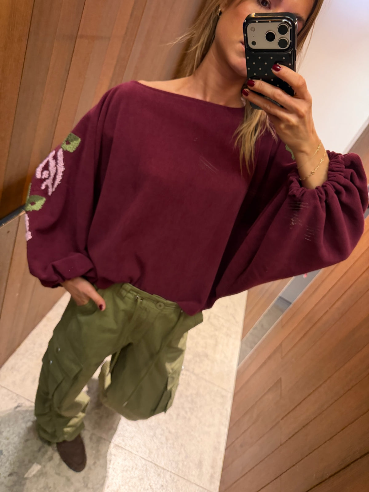 Theresa off shoulder sweatshirt burgundy