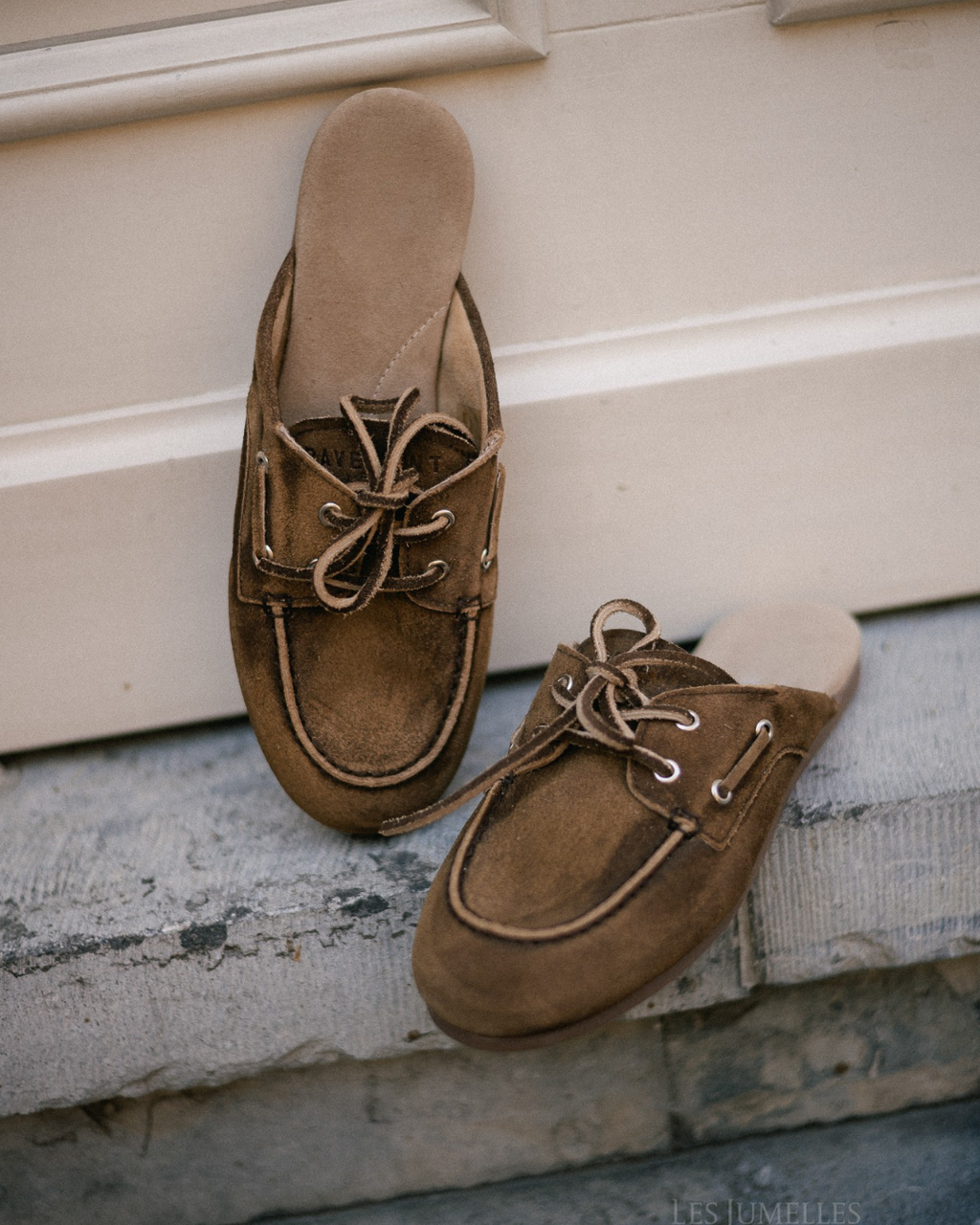 PAYasma leather brown suede