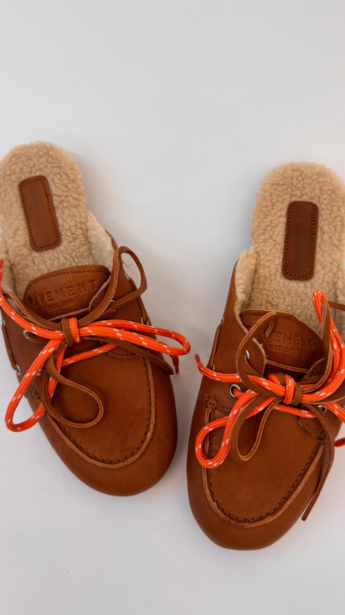 PAYasma lace fur loafers tan