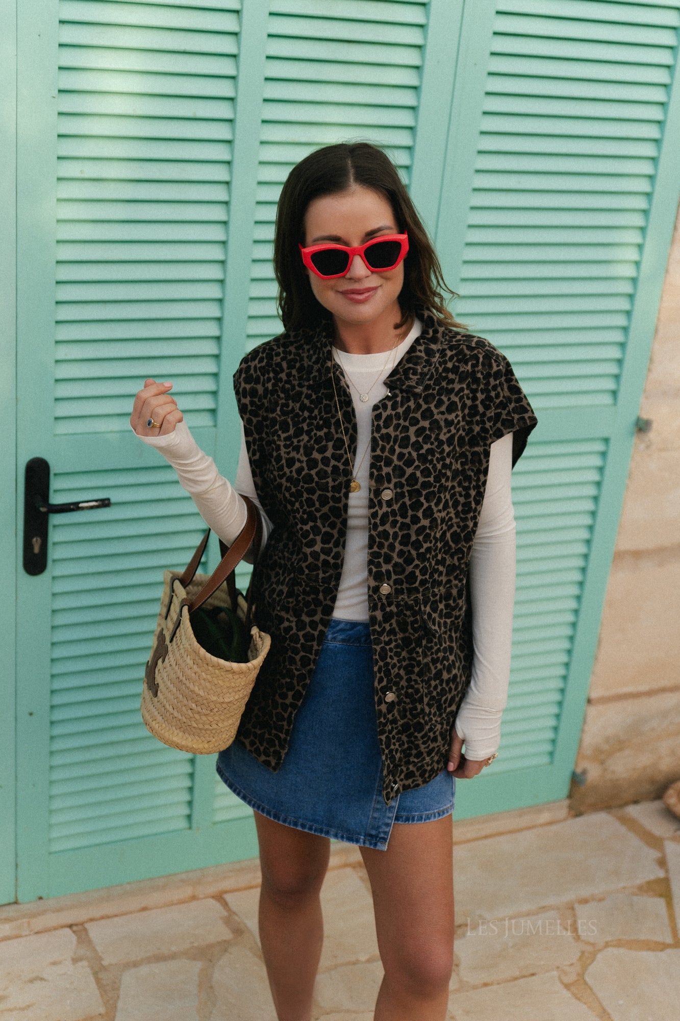 Lois mouwloos jasje met luipaardprint