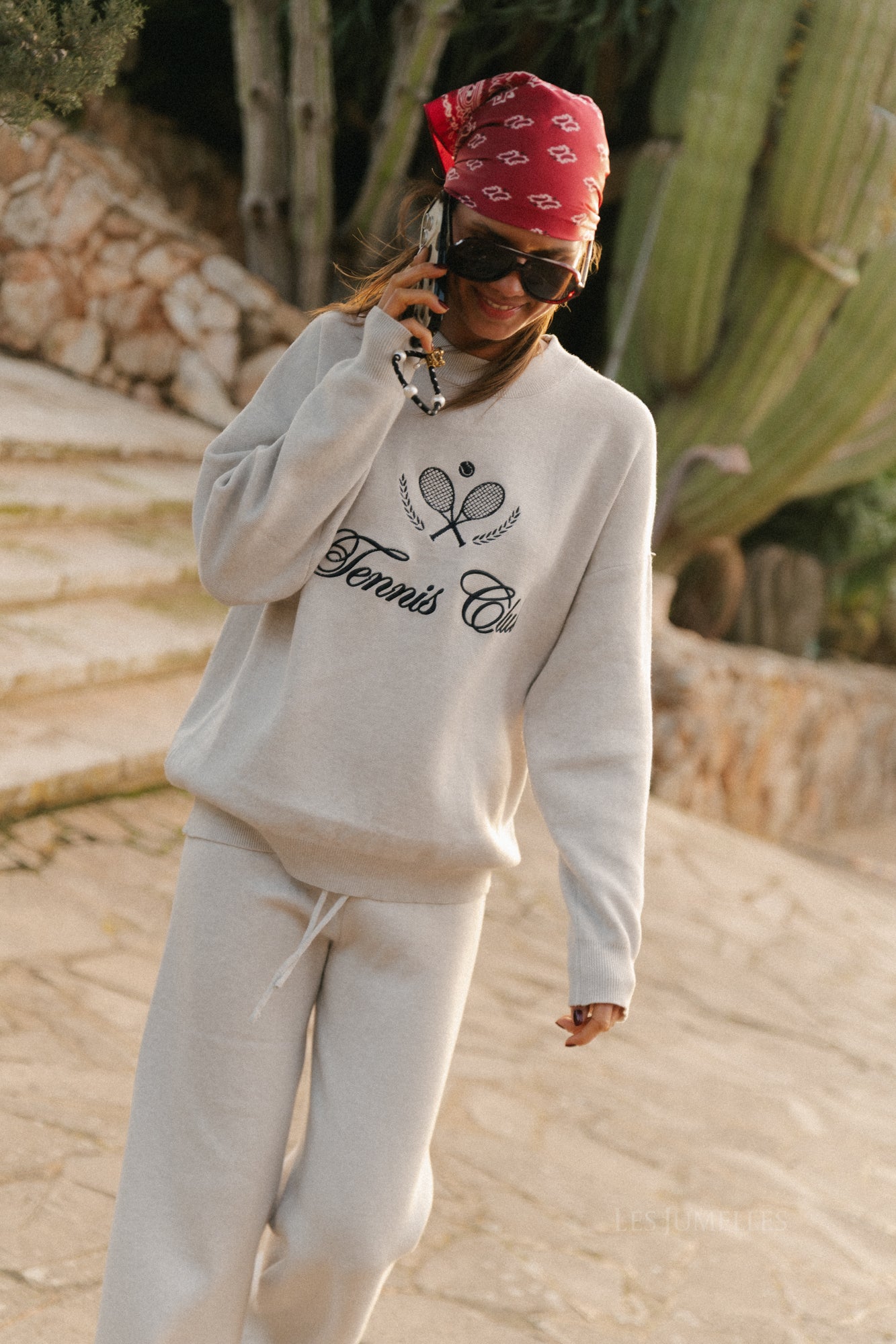 Tennis Club sweater grijs