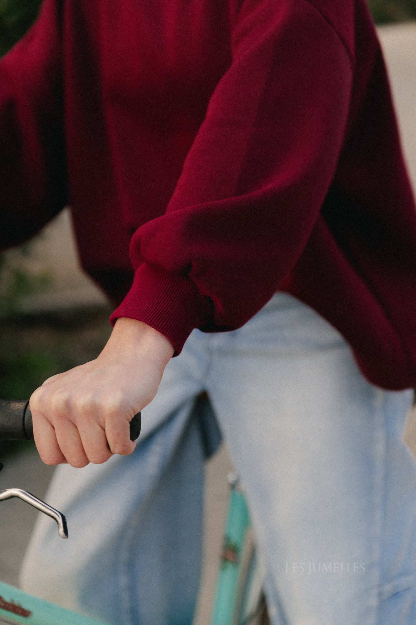 Embroidered MOMMY sweater burgundy