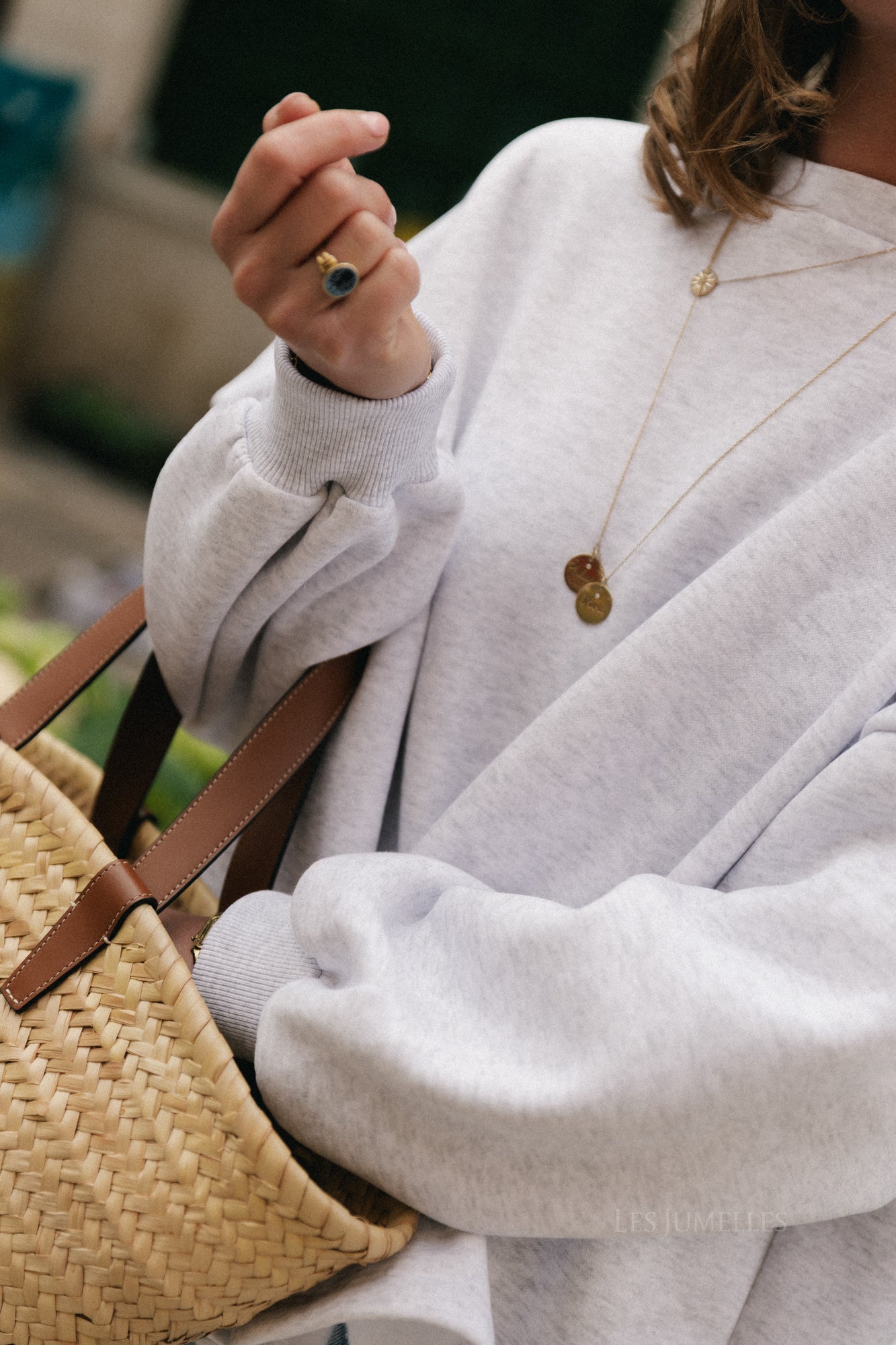 Embroidered MOMMY sweater grey