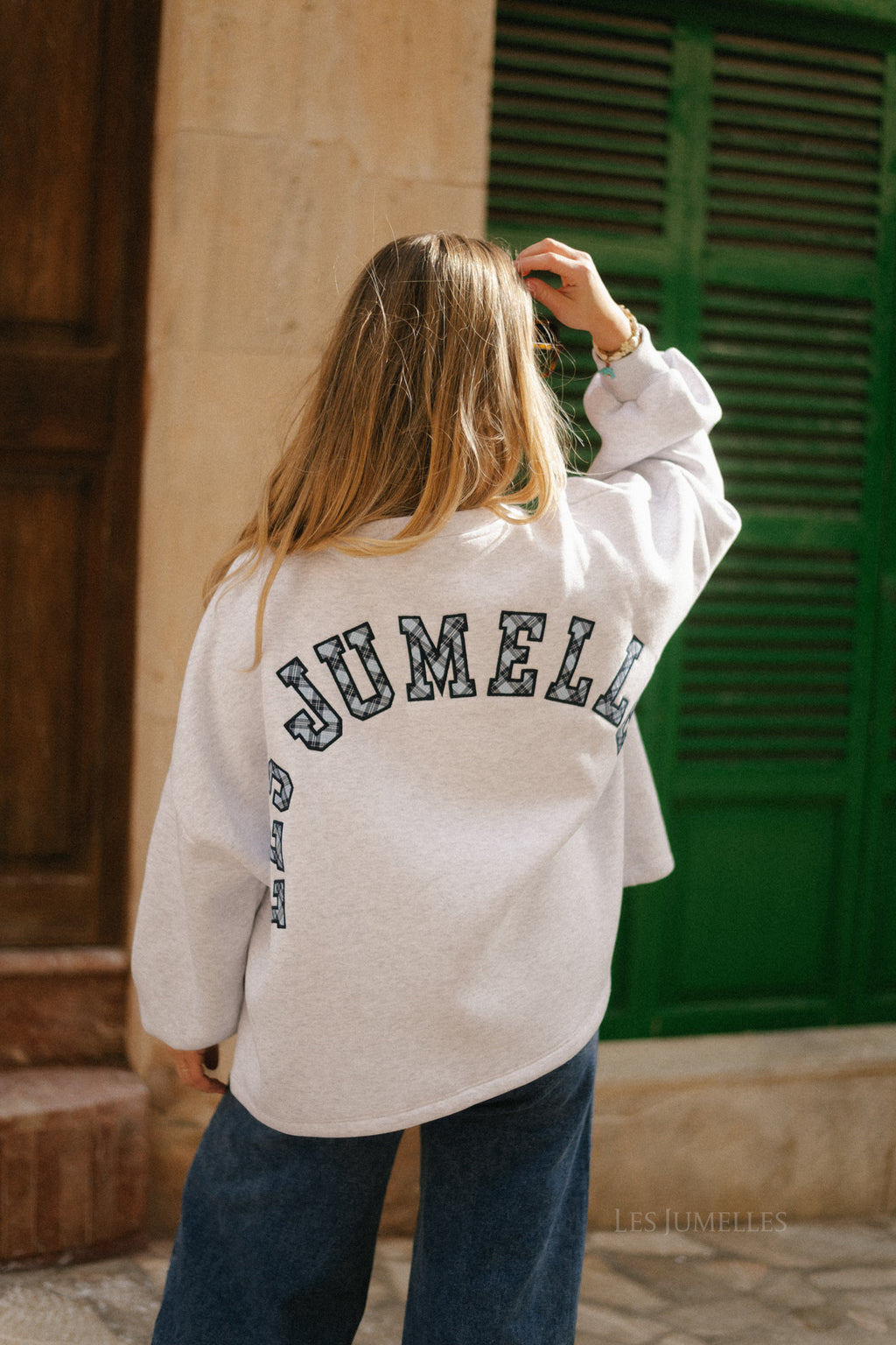 Embroidered LES JUMELLES sweater grey