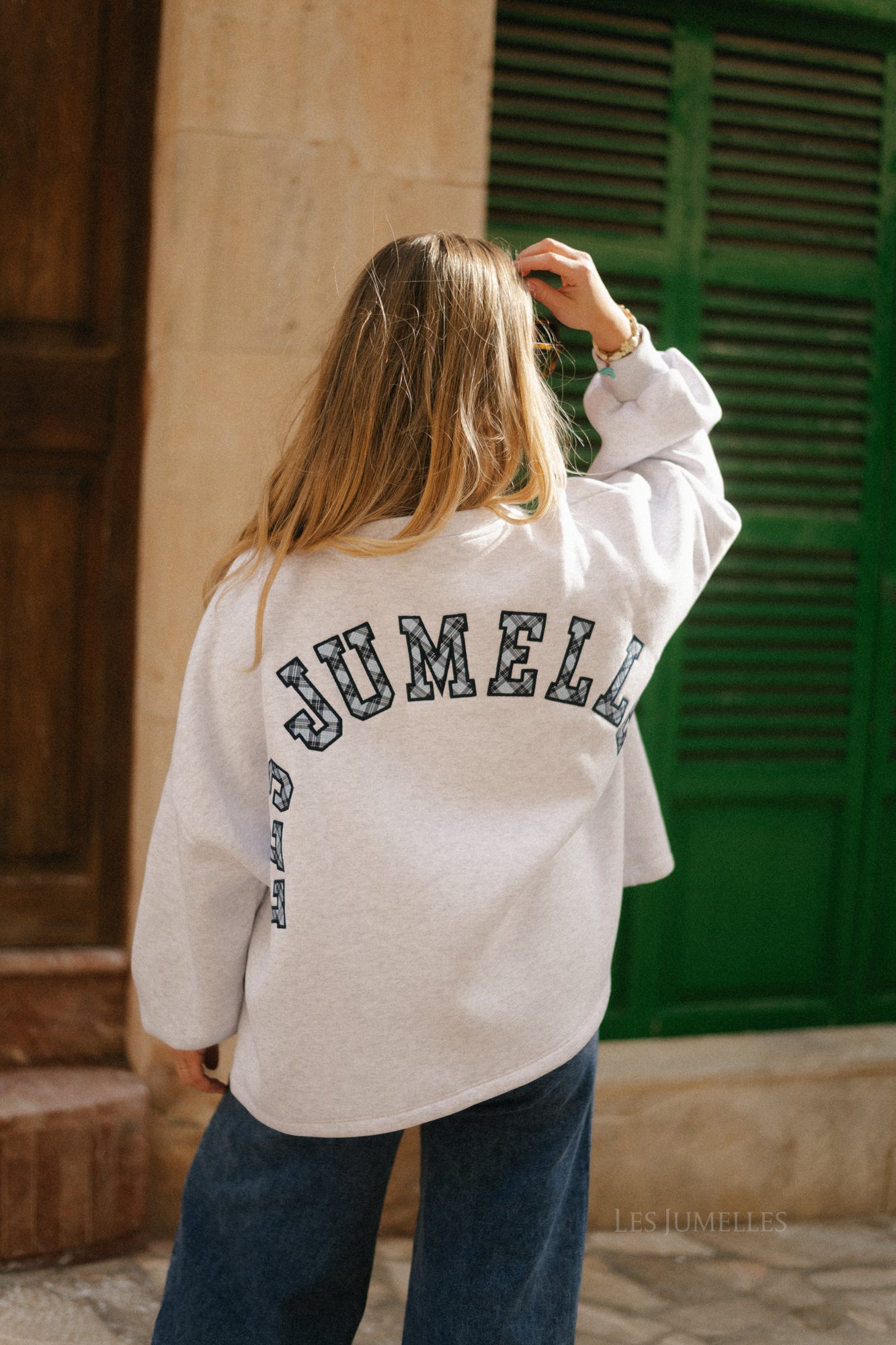 Embroidered LES JUMELLES sweater grey