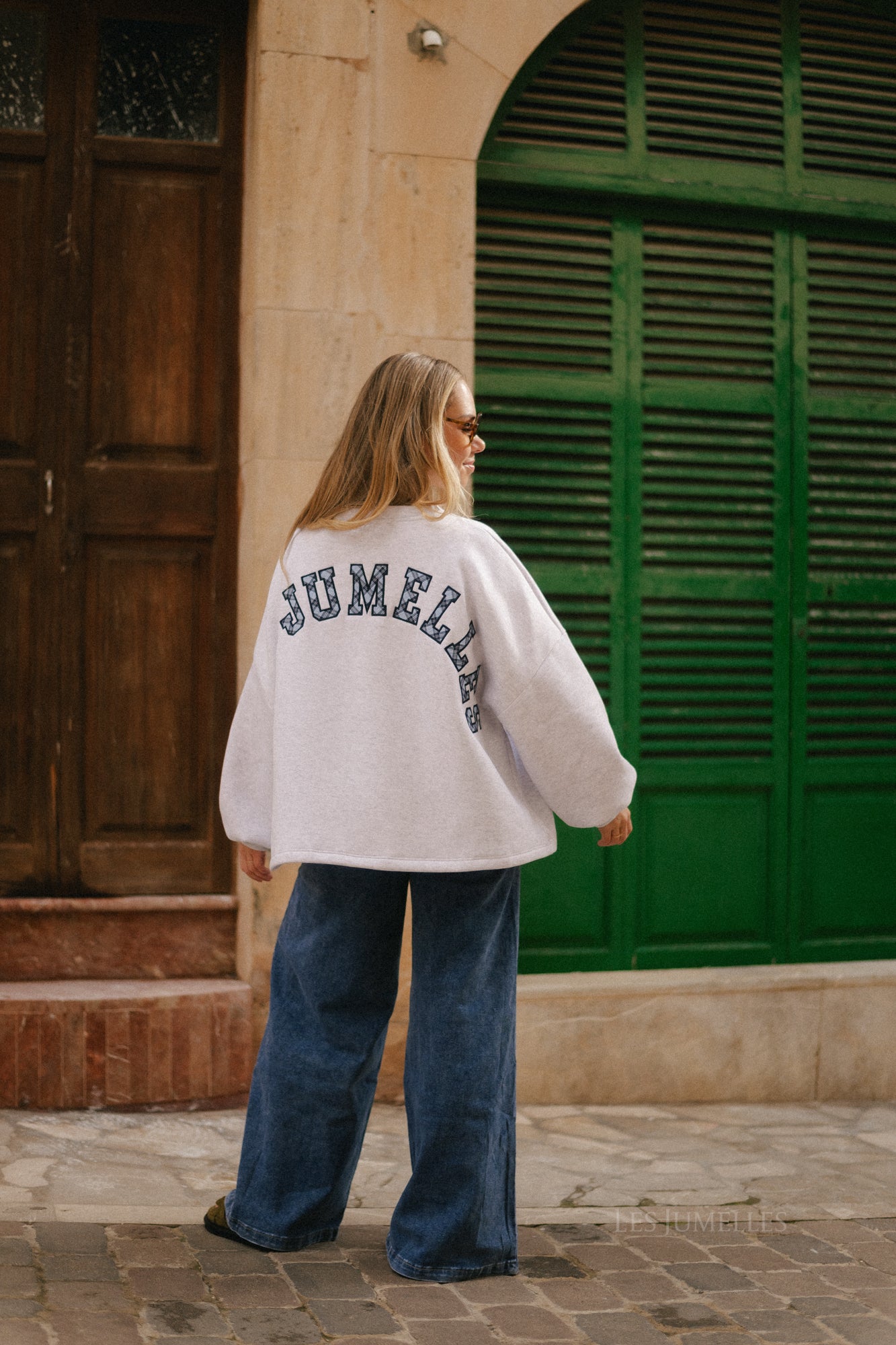 Embroidered LES JUMELLES sweater grey