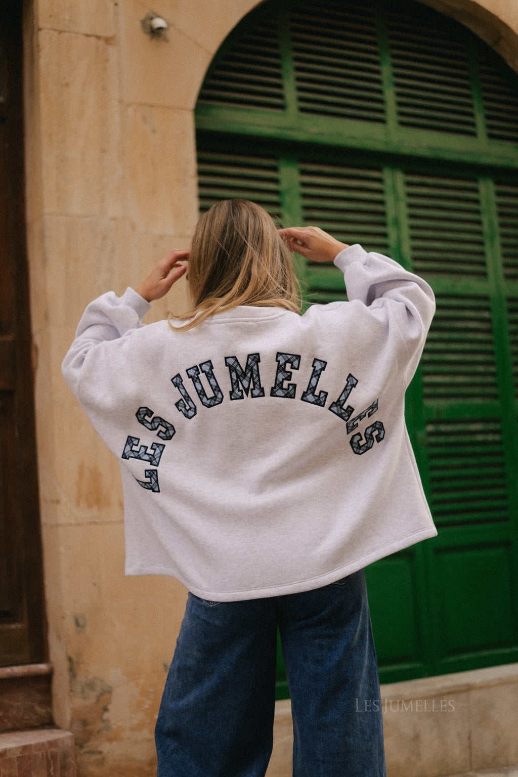 Embroidered LES JUMELLES sweater grey