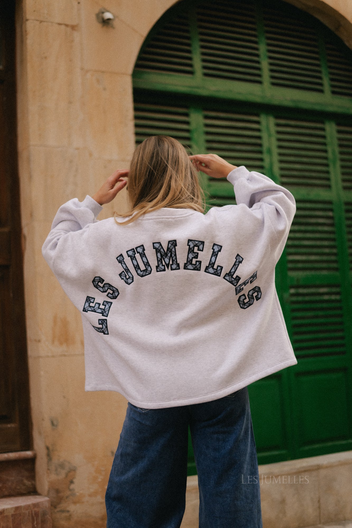 Embroidered LES JUMELLES sweater grey
