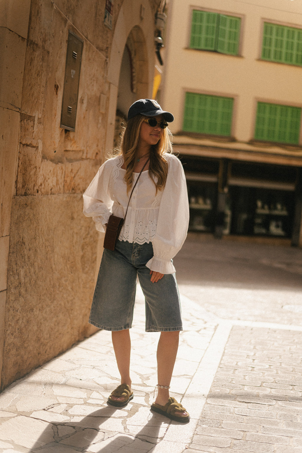 Serena knee length bermuda washed denim