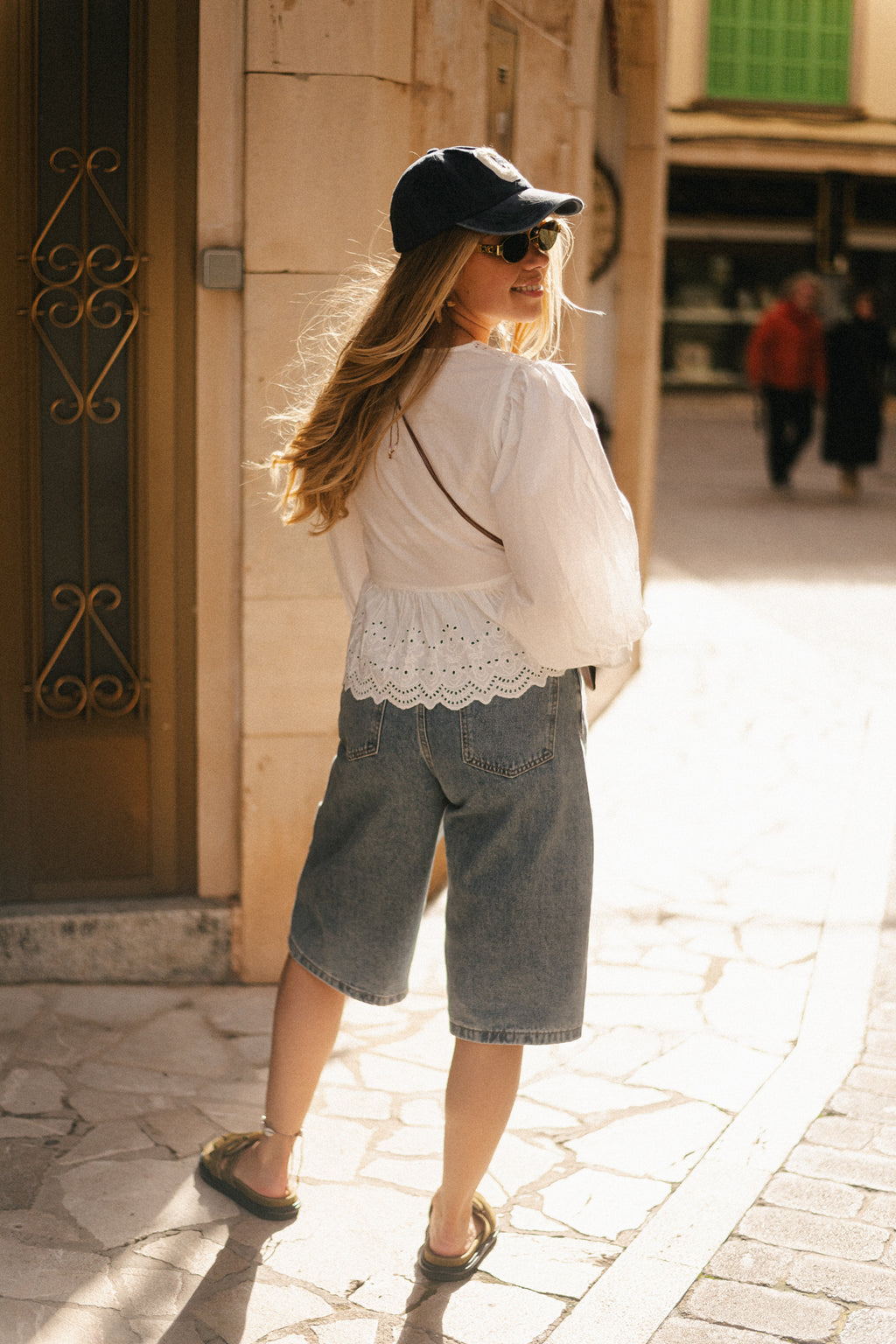 Serena knee length bermuda washed denim