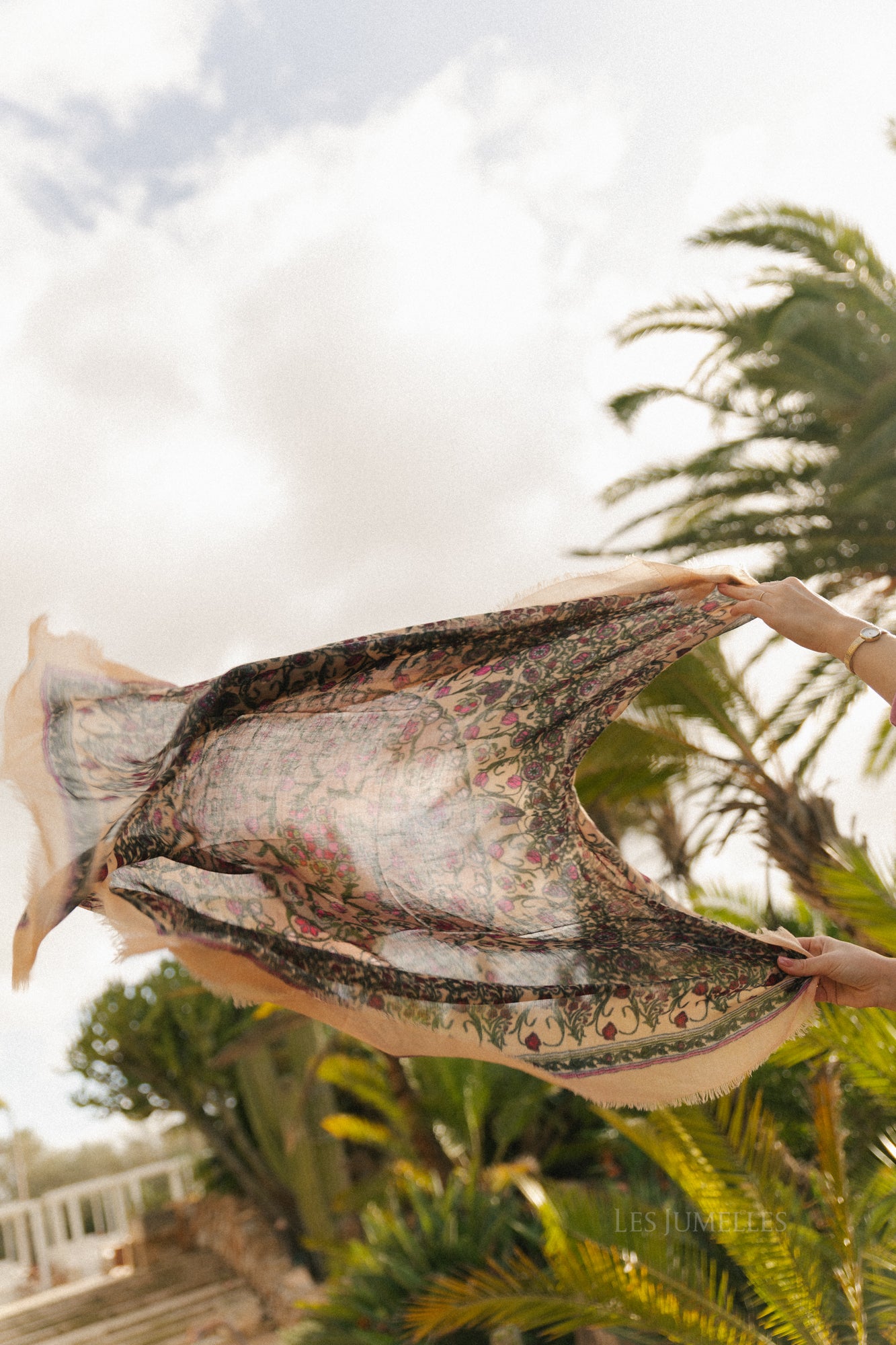 Gardenparty woo scarf buttercream white