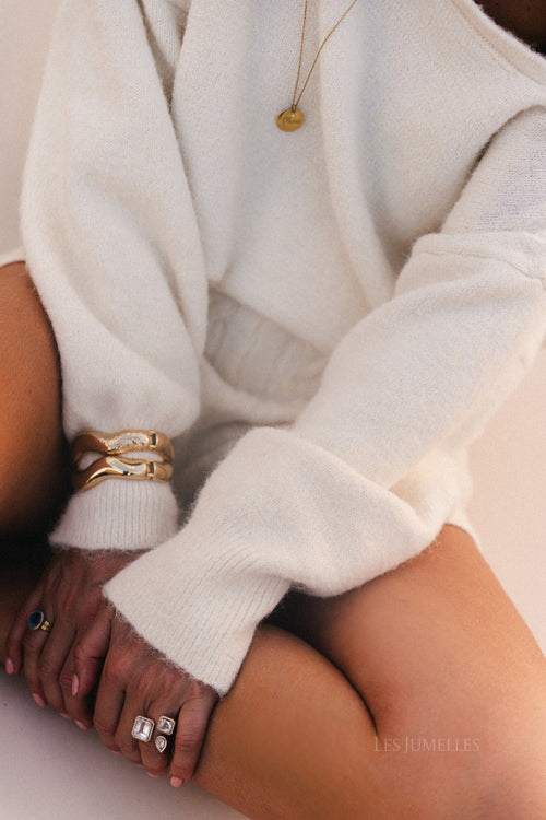 Olive off shoulder jumper ecru