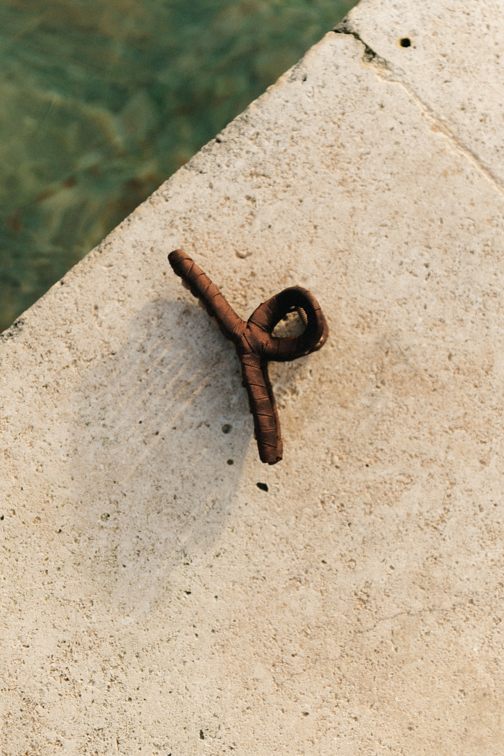 Tila Celabrina Haarclip in Braun