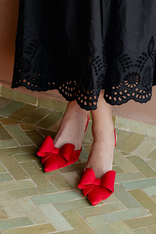 Les Jumelles Cara bow heels red