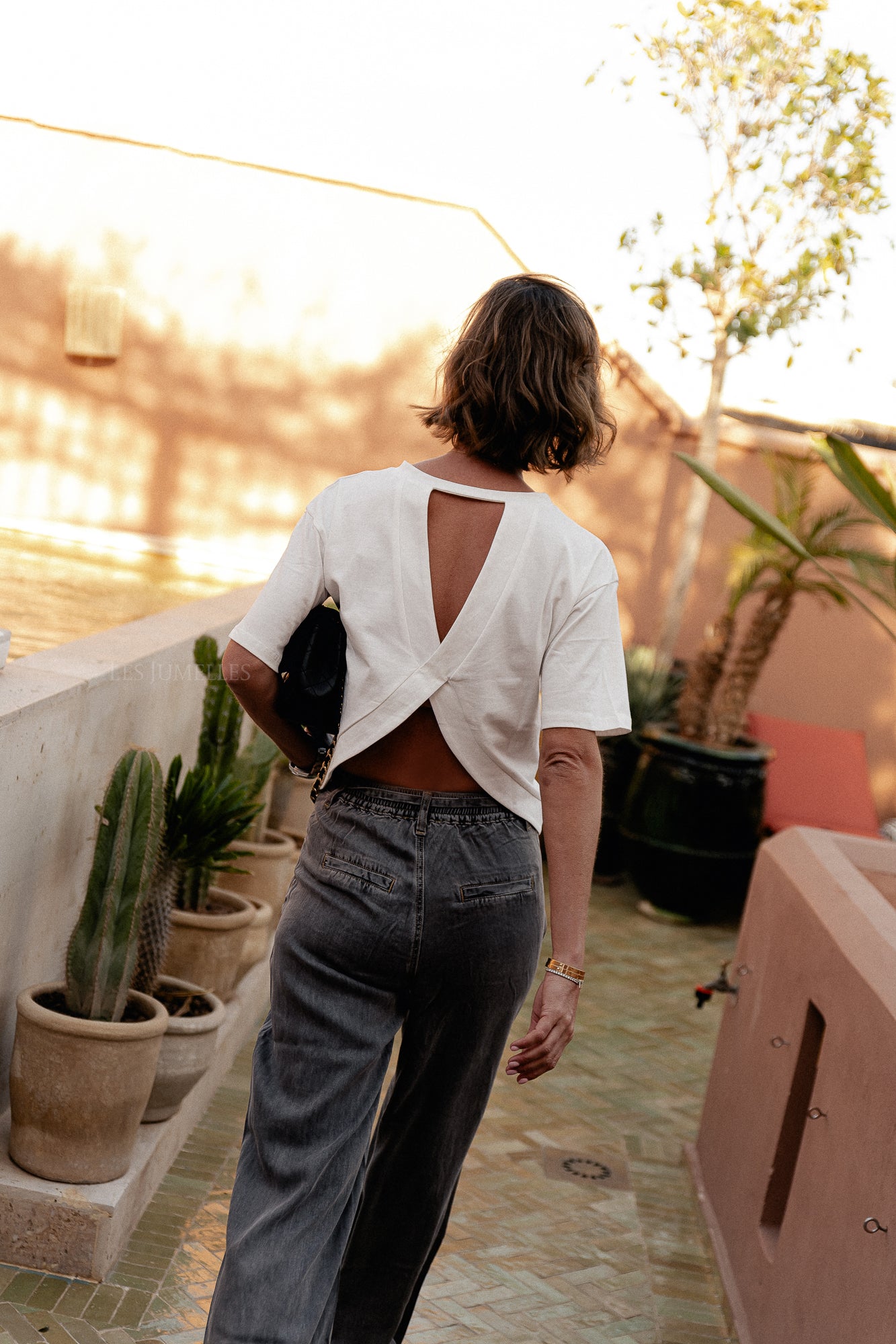 Marti plain white tee-shirt with open back